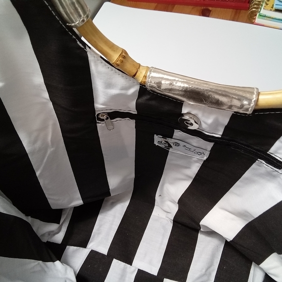 Bag Lady muddied black and white beach style tote either bamboo handles - Picture 5 of 5